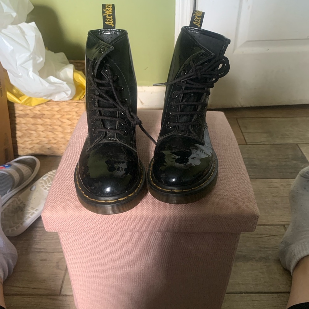 Dr. Martens Shiny Black Lace-Up Boots - Picture 4 of 5
